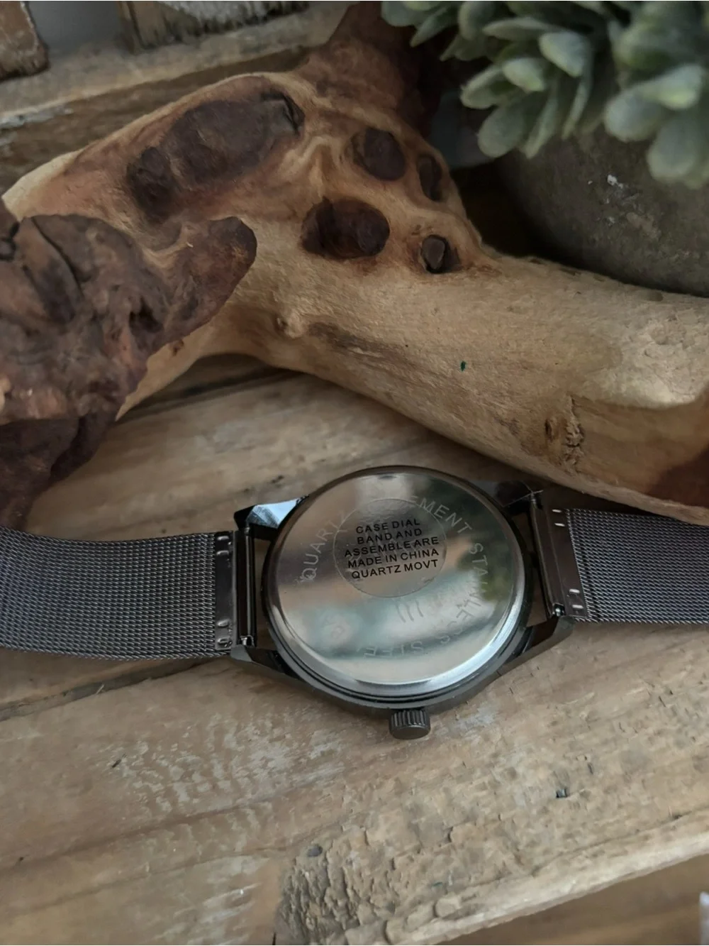 Men Quartz Watch - Minimalist Thin Stainless Steel Watch NEW